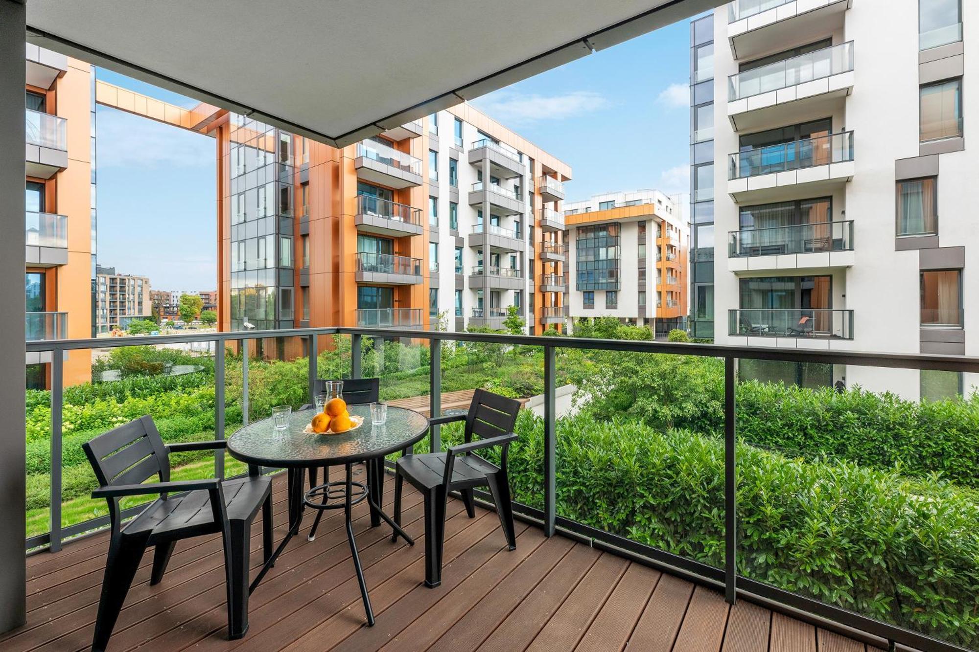 Blue Mandarin Riverside Premium Sauna & Gym Gdańsk Exteriör bild